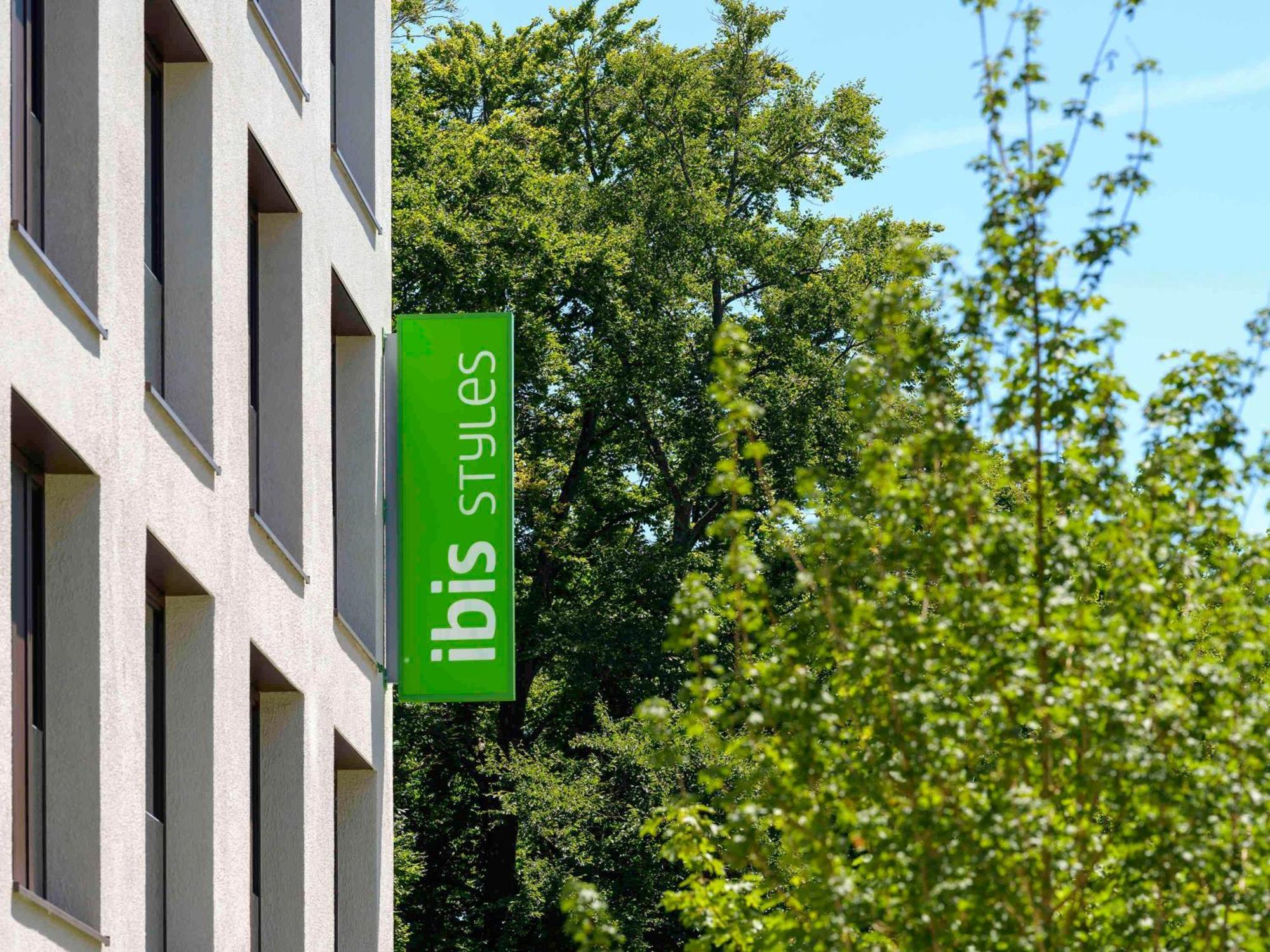 Ibis Styles Friedrichshafen Hotel Exterior foto
